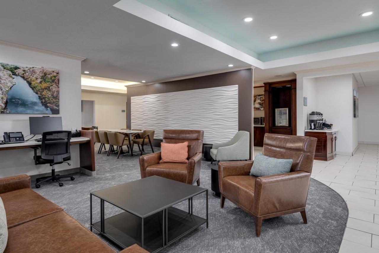 Mysuites 劳顿 外观 照片