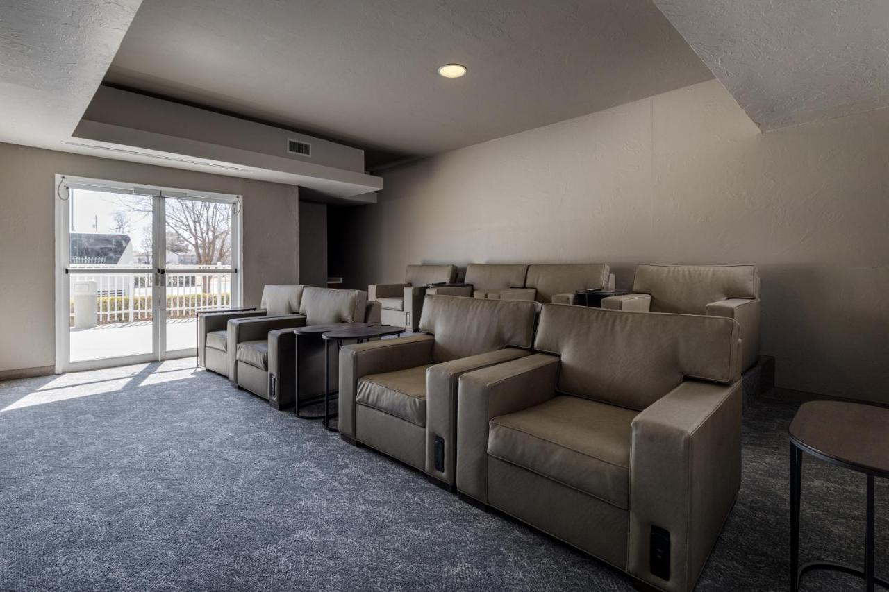 Mysuites 劳顿 外观 照片